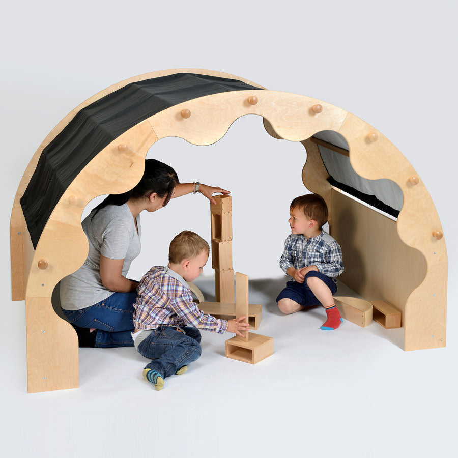 Play Pod & Canopy & 2 Sets Of Curtains 6 Scatter Cushions & Large Mat