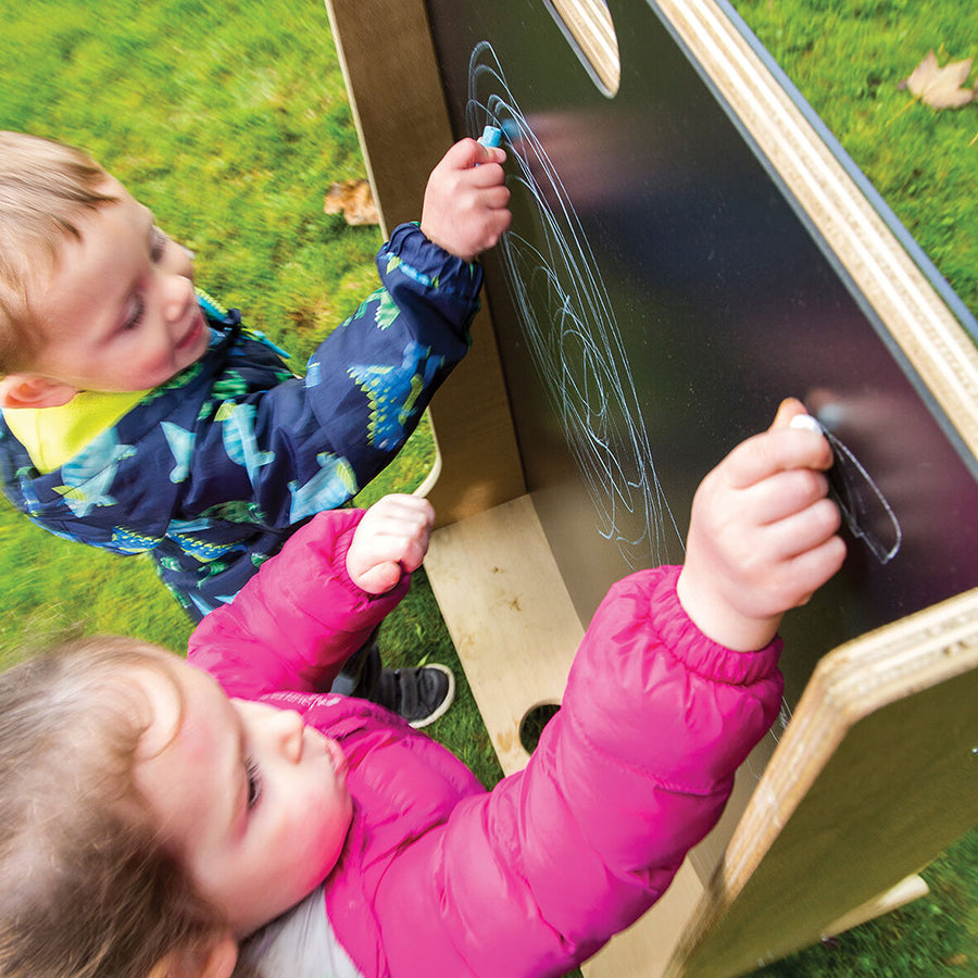 Outdoor Easel Blackboard/Perspex