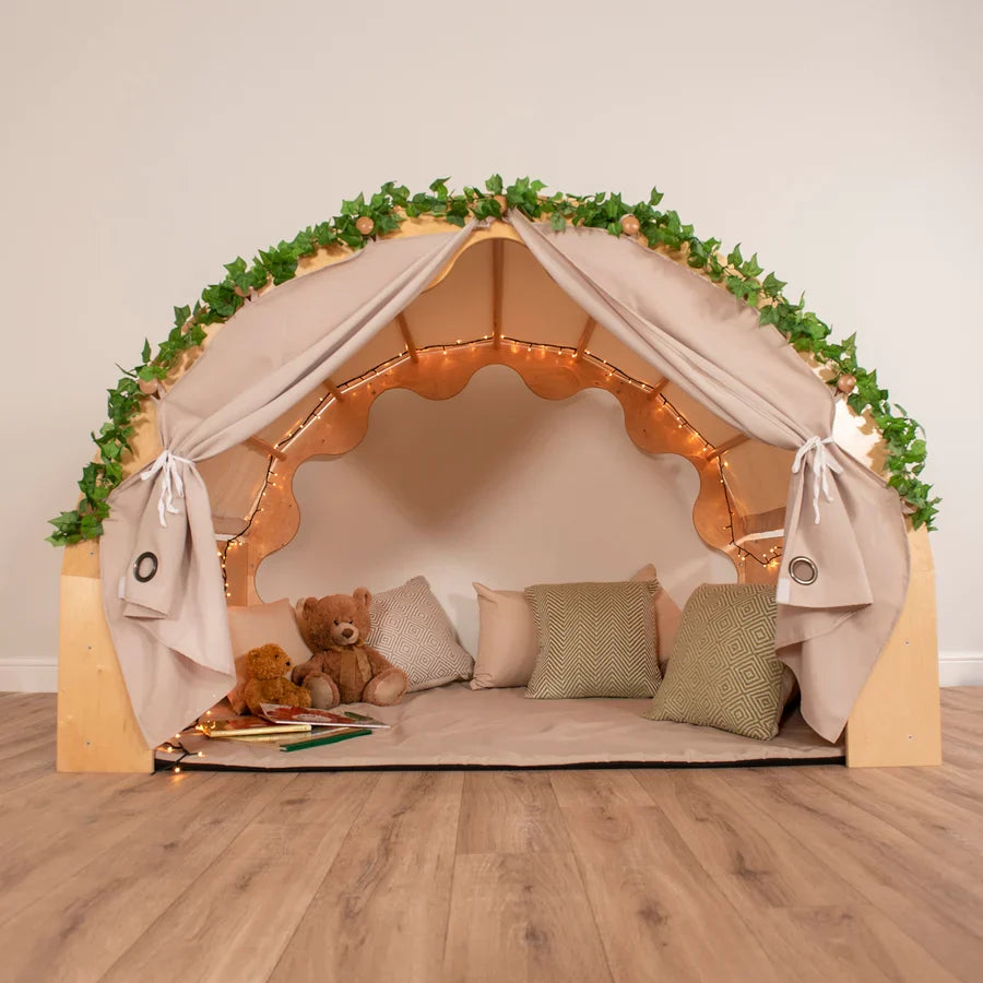 Play Pod & Canopy & 2 Sets Of Curtains 6 Scatter Cushions & Large Mat
