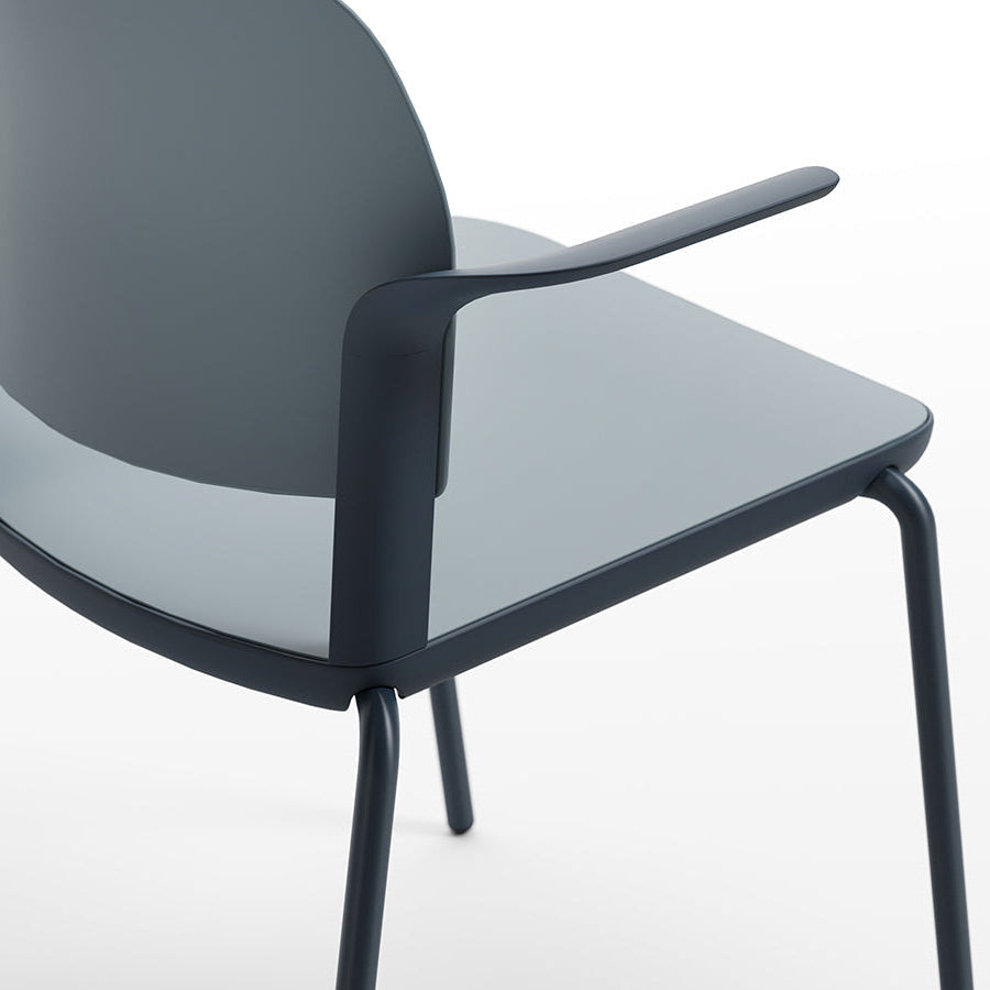 Ciao Stackable Chair