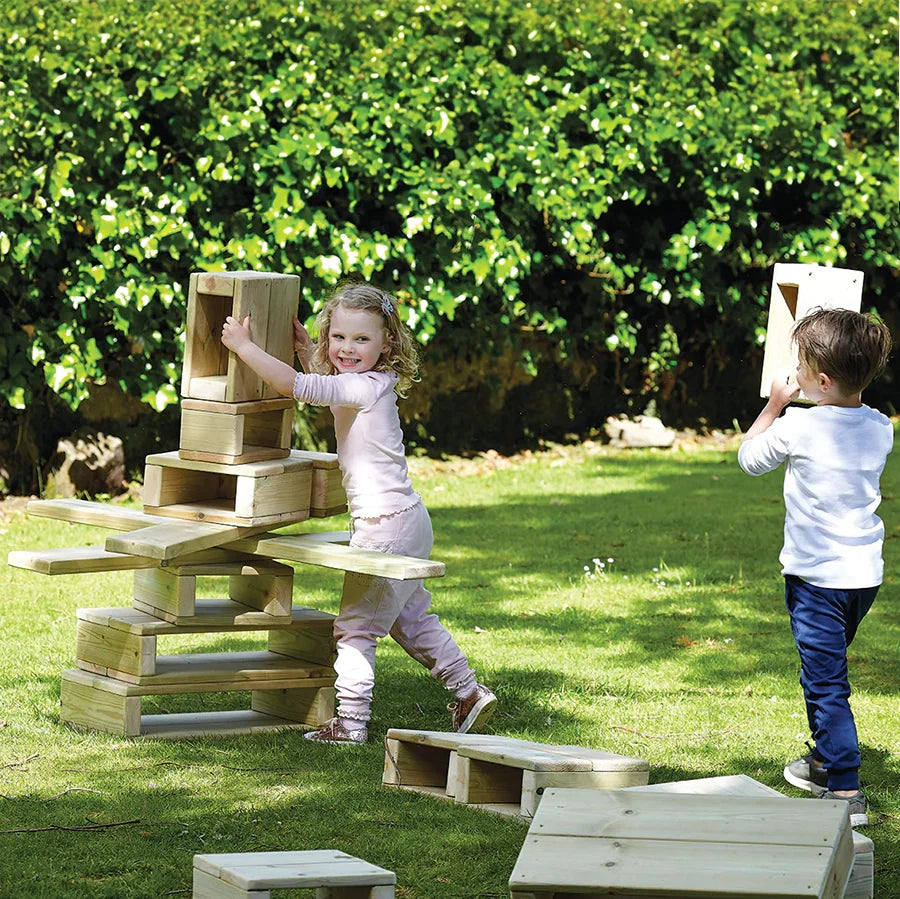 Outdoor Essentials Kit (9 activities)