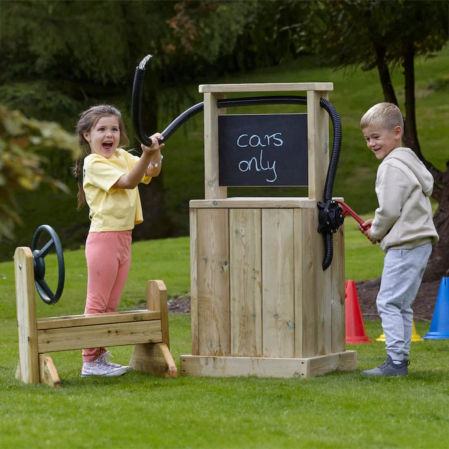 Water and Role Play Pump