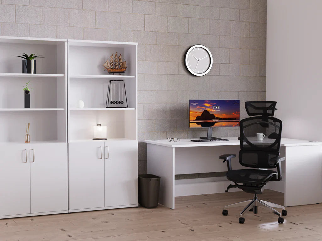 Impulse Panel End Crescent Desk W1600