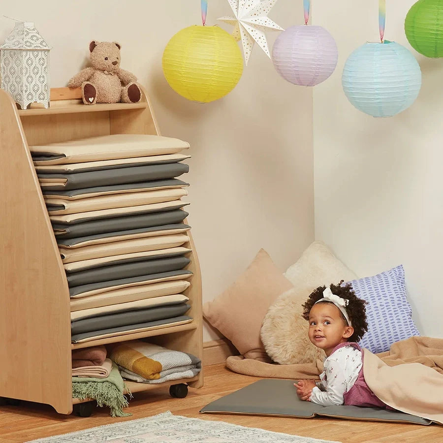 Mobile Sleep Mat Store with Folding Sleep Mat (Pack of 10)