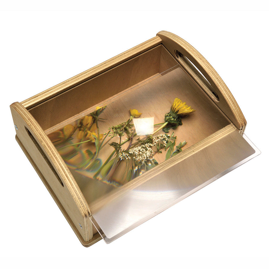 Outdoor Magnifying Carry Box