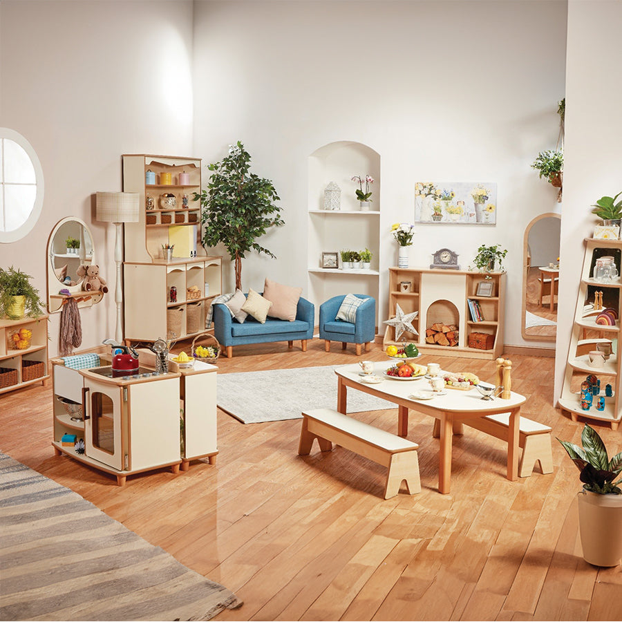 Home from Home Role Play Table